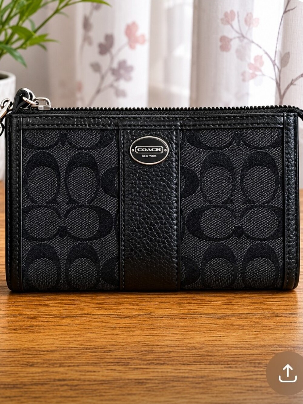 Coach Large Black Signature Wristlet - EUC